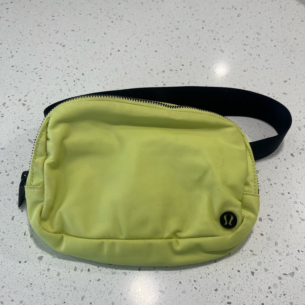 Lululemon Crossbody Bag - excellent condition